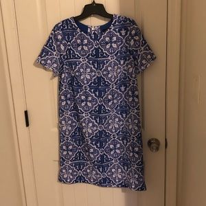 Blue and While 3/4 length sleeve